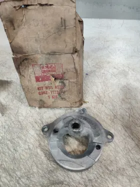 C2dz-11130-b Ford - Mercury 61-66 Mustang Fairlane Falcon Meteor Nos 6-cyl 144 170 200 Starter Housing