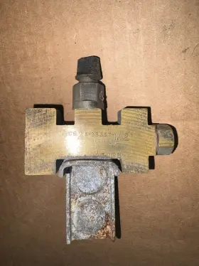 C8za-2b257-m2 Ford - Mercury 1968 1969 Mustang Mach 1 Grande Cougar Xr7 Orig Drum Brake Block And Switch