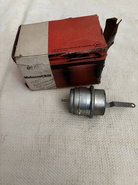 Ford Motorcraft D5dz-18a318-c Fomoco Nos Yh-257 Hvac Vacuum Actuator / 1970s And Mercury