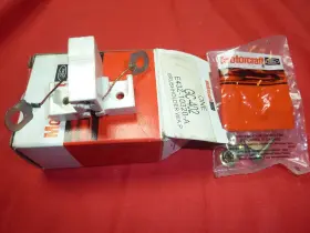 E43z10320a Ford Motorcraft Gc-402 New Oem Alternator Brush Holder With Hardware Kit Nos