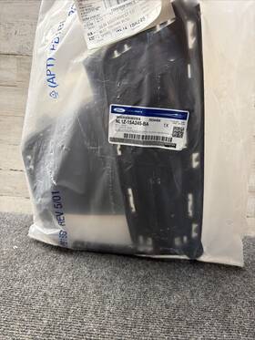 Ford Oem Nl1z15a245ba 22-23 Expedition Bumper Components-end Cover