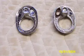 P-88247 Ford P-88247/8 Chrome Windshield Wiper Bezels Falcon 1960-196 L And R Ok Used