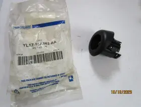 Yl1z-15a862-aa Ford Genuine Oem Reverse Sensor Bracket