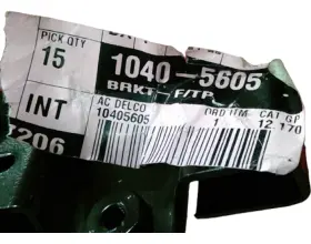 10405605 General Motors Gm Bracket-f/top Stow Compt L New Oem