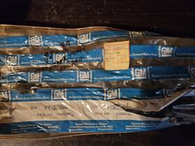 General Motors 1305044 Nos Gm Engine Crankshaft Crank Seal 1