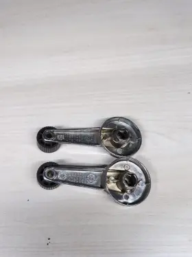 14030586 General Motors 14026382 Chrome Window Crank Handle Pair