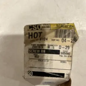2331974 General Motors Gm Screw. Lot Of 2