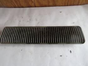 General Motors 398461 68 1968 Olds Cutlass S 442 Hood Louver