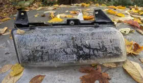 16506198 Gm Chevy Beretta Corsica Rh Headlight Right Assembly
