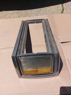 Gm 22520944 80 -85 Oldsmobile Delta 88 Chrome Headlight Head Lamp Bezel Set 2 Side Marker