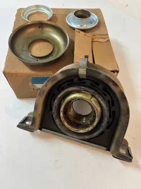 2473119 Gm Drive Shaft Center Bearing Kit New Oem