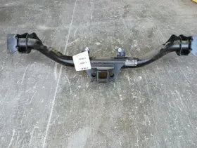 586.gm8m24 Gm 2024 Silverado 1500 4x4 Trailer Towing Tow Hitch Receiver Genuine Oem 10909118