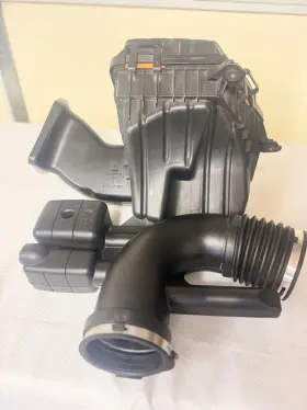 92196314 Gm 92196281 Chevy Camaro / Air Intake Box Assembly Oem