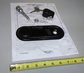 Gm 985113 Nos 61-64 Chevy Corvair Spare Tire And Wheel Lock Accessory Set Kit 62 63