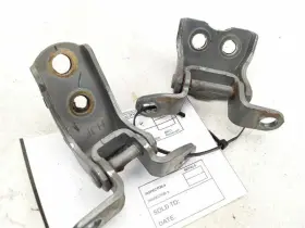 120-59221al Honda 2005-2007 Odyssey Front Driver Hinge Set
