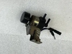 199.ho1i85 Honda 1984 1985 Accord Sedan Vacuum Solenoid Valve