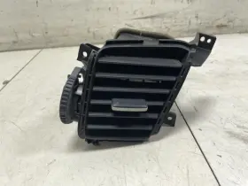 77220-tr0-a0-23 Honda 2012 Civic Sedan 1.8l Outer Left Driver Side Dash Air Vent Oem