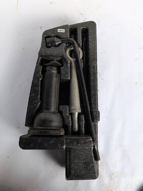 Honda 89332-sza-a002 09-15 Pilot Emergency Car Jack Lug Wrench Foam Case Oem