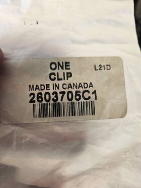 International 2603705c1 Clip Nos Free Shipping