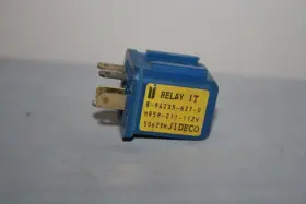 8-94232-225-0 Isuzu 8-94235-627-0 Blue Charge Warning Relay
