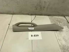 5hf62trmab Jeep 2002 Grand Cherokee Laredo Front Right Passenger Side A Pillar Cover Oem