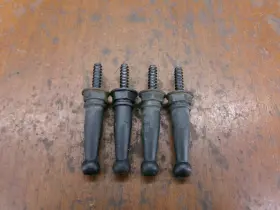 999.ch9710 Jeep 06 - 10 Commander Fuel Rail Mounting Bolts