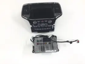 68403065ad Jeep Grand Cherokee 2019-2021 8.4 Inch Vp4 Uconnect Navigation Radio Oem