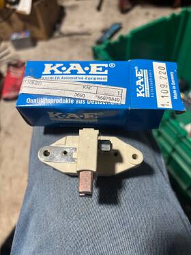 Kae 1.109.220 Automotive Exterior Parts And Accessories Voltage Regulator