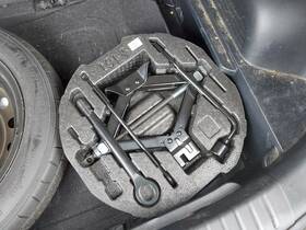 Kia 564.ki1d22 Soul 2022 Jack 3035658