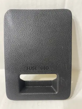 84758-2t000 Kia 2012-2013 Optima Dashboard Obd Fuse Box Cover Trim Black Panel