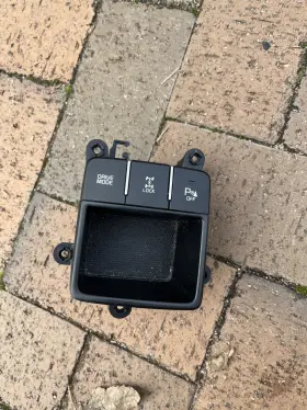 93600-c6030 Kia 2016-2020 Sorento Console Drive Mode Switch And Diff Lock Parking Sensor