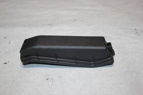 Lexus 8266253032 2001-2005 Is300 Is 300 Oem Cover Relay Block Upper No.2 Genuine
