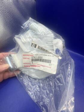 Lexus 87963-06060 2019-25 Es350 Front Rh Side Outer Mirror Access Cover Loc Bx12