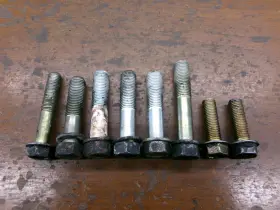 999.le1203 Lexus 99 - 03 Rx300 Transmission To Engine Mounting Bolts