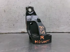 999.le1607 Lexus 07 - 09 Rx350 Right Passenger Engine Mount Bracket 999.le1607 Lexus 07 - 09 Rx350 Right Passenger Engine Mount Bracket