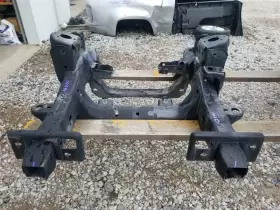 500-00334 Lincoln 06 2006 Lt Front Frame Section Cut