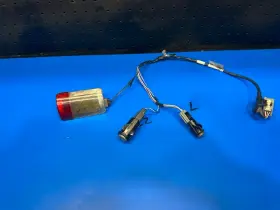 8w1t14631 Lincoln 2003-2011 Town Car Oem Genuine Side Marker Light And Wiring Harness