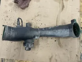 682gc512m Mack 682gc511m E7 Intake Tube Used