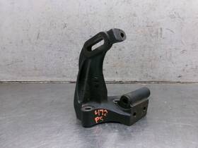 Mazda 999.mz1i86 86 - 87 323 Power Steering Pump Ps Mount Bracket