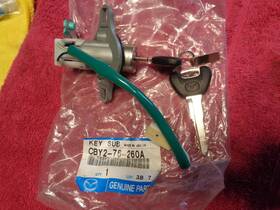 Mazda Cby2-76-260a Genuine 2000 01 02 03 Mpv Tailgate Key Lock Cylinder Oem Nos