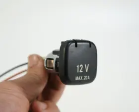 1638200051 Mercedes 06-2011 Mercede X164 Gl450 Ml350 R350 Trunk Power Outlet Cigarette Light 12v