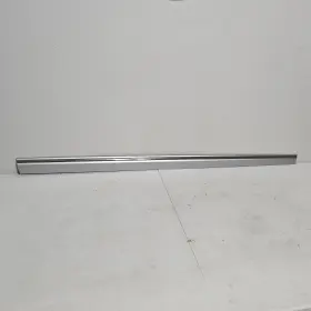 2096901282 Mercedes 03-09 Clk350 500 Front Right Exterior Door Trim Panel Silver