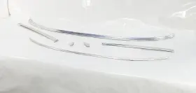 199.mb1u80 Mercedes-benz 1980 450sl Oem Set Chrome Windshield Trims
