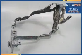 204620590 Mercedes-benz 2008-2011 C300 Headlight Support Bracket Right Oem