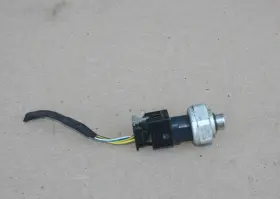 2110000283 Mercedes-benz Oem Ac Pressure Sensor For 2011-2018 Smart Fortwo 182 2110000283 Mercedes-benz Oem Ac Pressure Sensor For 2011-2018 Smart Fortwo 182