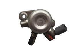 Mercedes-benz 2700700501 14-19 Cla250 Sedan High Pressure Fuel Pump Oem
