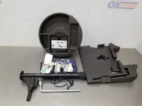 564.mb1z06 Mercedes-benz 06 2006 Sl500 230 Type Jack And Tool Kit Complete