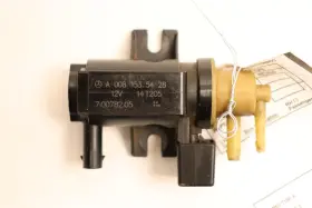 A0081535428 Mercedes-benz 2014-2019 Cla Class Cla45 Amg C117 Pressure Vacuum Solenoid Valve Oem