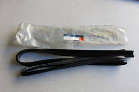 Mercedes-benz A1247250825 Front Right Door Window Seal Fits W124