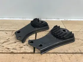 A2123522100 Mercedes-benz 2016 E63 Amg W212 Oem Left And Right Crossmember Stop Plate Stopper Set 2